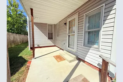 18 S Mill Street, Harrisburg, IL 62946 - Photo 7