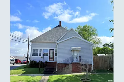 18 S Mill Street, Harrisburg, IL 62946 - Photo 1