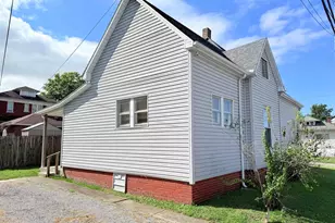 18 S Mill St, Harrisburg, IL 62946 - Photo 3