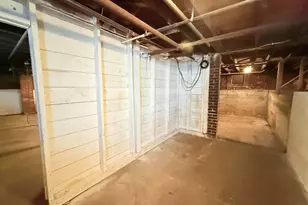 18 S Mill St, Harrisburg, IL 62946 - Photo 35