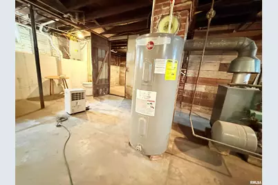 18 S Mill Street, Harrisburg, IL 62946 - Photo 33