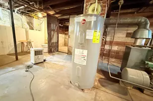 18 S Mill St, Harrisburg, IL 62946 - Photo 33