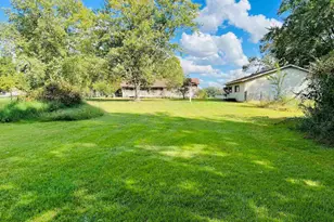 295 Country Acres Rd, Eldorado, IL 62930 - Photo 15