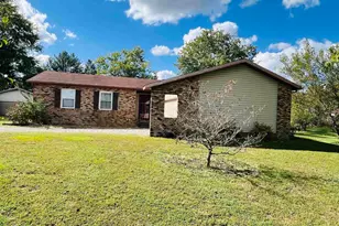 295 Country Acres Rd, Eldorado, IL 62930 - Photo 5