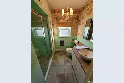 321 W Boone Street, Salem, IL 62881 - Photo 25