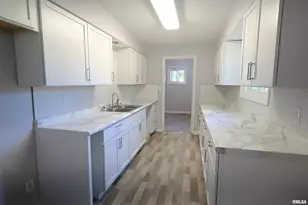 11 Ridge Rd, Centralia, IL 62801 - Photo 7