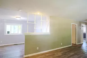 11 Ridge Rd, Centralia, IL 62801 - Photo 5