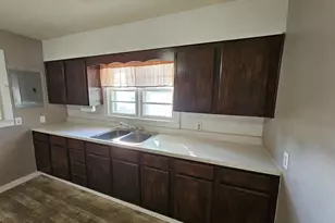 233 N US Hwy 45, Cisne, IL 62823 - Photo 13