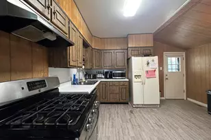 206 W Homer Ave Ave, Harrisburg, IL 62946 - Photo 9