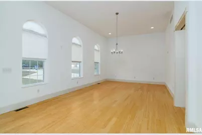 12 Clear Lake Drive, Centralia, IL 62081 - Photo 7