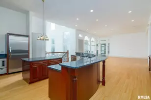 12 Clearlake Dr, Centralia, IL 62081 - Photo 11