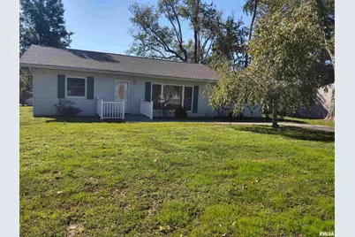 901 Locust Street, Vienna, IL 62995 - Photo 1