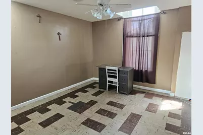 705 W Main Street, Dahlgren, IL 62828 - Photo 23