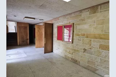 705 W Main Street, Dahlgren, IL 62828 - Photo 19