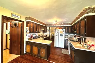 1340 E 6th St, Centralia, IL 62801 - Photo 5