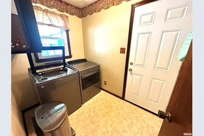 1340 E 6th Street, Centralia, IL 62801 - Photo 13