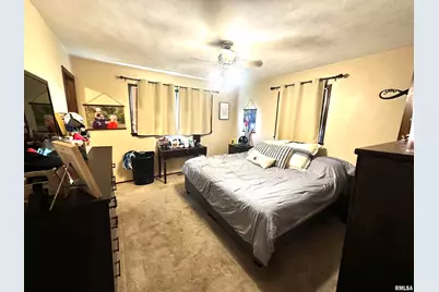 1340 E 6th Street, Centralia, IL 62801 - Photo 9