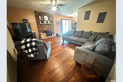 1340 E 6th Street, Centralia, IL 62801 - Photo 3