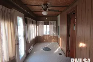 430 W Church St, Harrisburg, IL 62946 - Photo 5