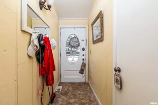 755 S Lakeshore Dr, Orangeville, IL 62939 - Photo 7