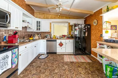 755 S Lakeshore Drive, Orangeville, IL 62939 - Photo 9