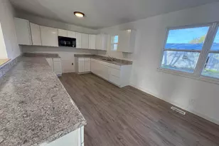 3305 Selmaville Rd, Salem, IL 62881 - Photo 5