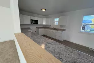 3305 Selmaville Rd, Salem, IL 62881 - Photo 15