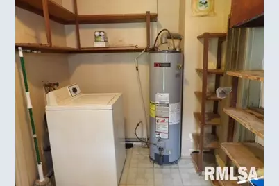 1111 Roosevelt Street, Harrisburg, IL 62946 - Photo 9