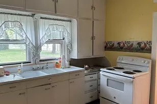 25 S Walnut St, Tamaroa, IL 62888 - Photo 7