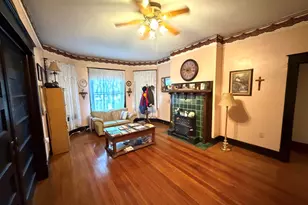 523 W 4th St, Centralia, IL 62801 - Photo 3