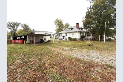 523 W 4th Street, Centralia, IL 62801 - Photo 9