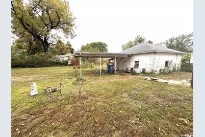 523 W 4th Street, Centralia, IL 62801 - Photo 9