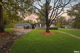 444 N Marion St, Centralia, IL 62801 - Photo 3