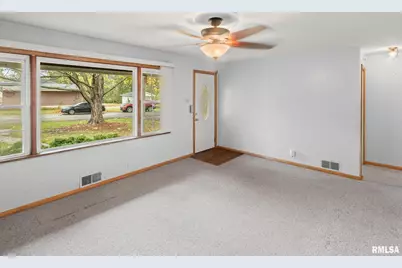 444 N Marion Street, Centralia, IL 62801 - Photo 13