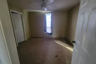 208 N Washington St, Hurst, IL 62949 - Photo 13