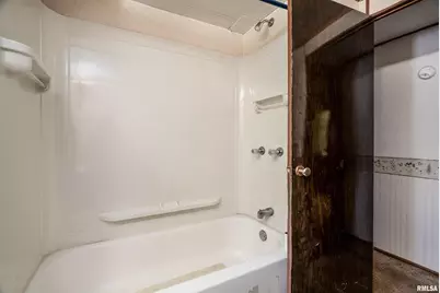 208 W Pennsylvania Avenue, Pittsburg, IL 62974 - Photo 23