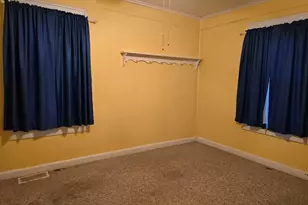 1028 S Roosevelt St, Harrisburg, IL 62946 - Photo 15