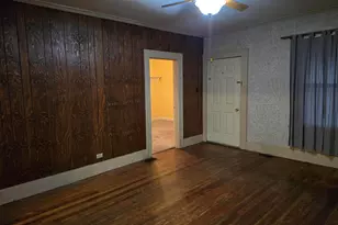 1028 S Roosevelt St, Harrisburg, IL 62946 - Photo 11