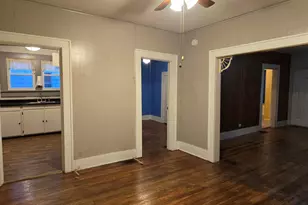 1028 S Roosevelt St, Harrisburg, IL 62946 - Photo 13