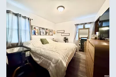 109 E Galaxy Drive, Chicago, IL 62898 - Photo 15