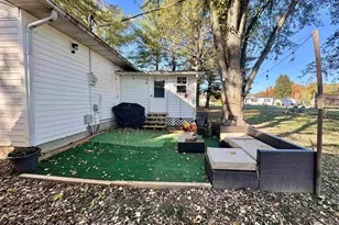 109 E Galaxy Dr, Chicago, IL 62898 - Photo 25