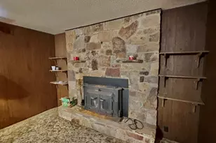 718 Karbers Ridge Rd, Elizabethtown, IL 62931 - Photo 17