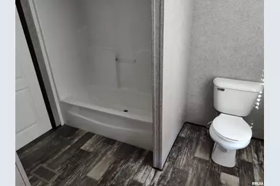 1207 SW 6th Street, Fairfield, IL 62837 - Photo 19