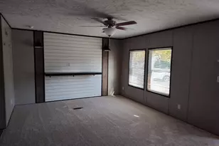 1207 SW 6th St, Fairfield, IL 62837 - Photo 11