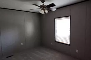 1207 SW 6th St, Fairfield, IL 62837 - Photo 21