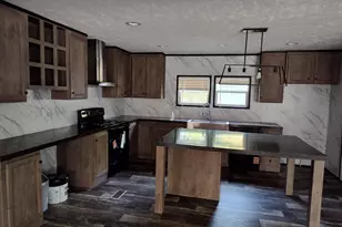 1207 SW 6th St, Fairfield, IL 62837 - Photo 9