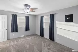 628 Sara Dr, Centralia, IL 62801 - Photo 7