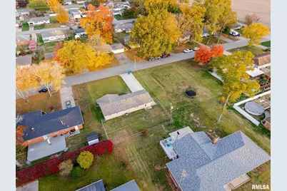 628 Sara Drive, Centralia, IL 62801 - Photo 31