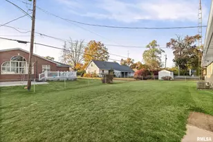 628 Sara Dr, Centralia, IL 62801 - Photo 5