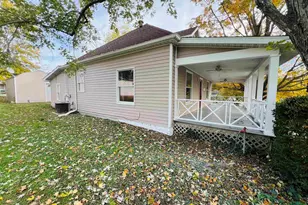 1300 Lincoln St, Eldorado, IL 62930 - Photo 7